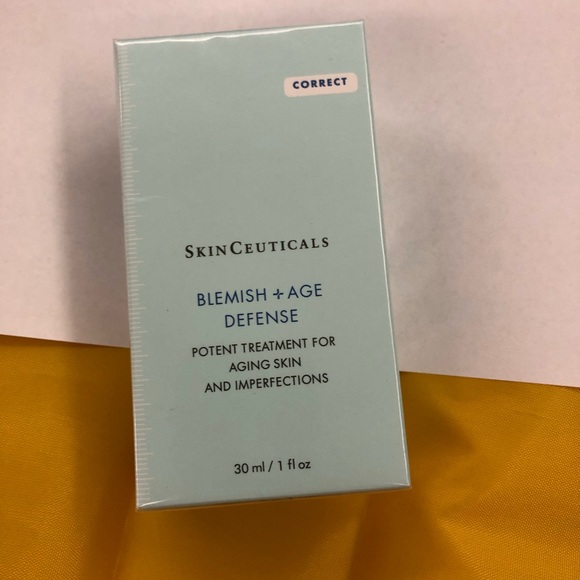 SkinCeuticals Blemish + Age Defense